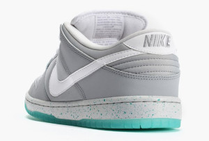 marty-mcfly-nike-dunk-sneakers-08