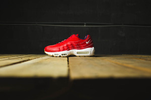 nike-air-max-95-independence-day-usa-july-4th-02